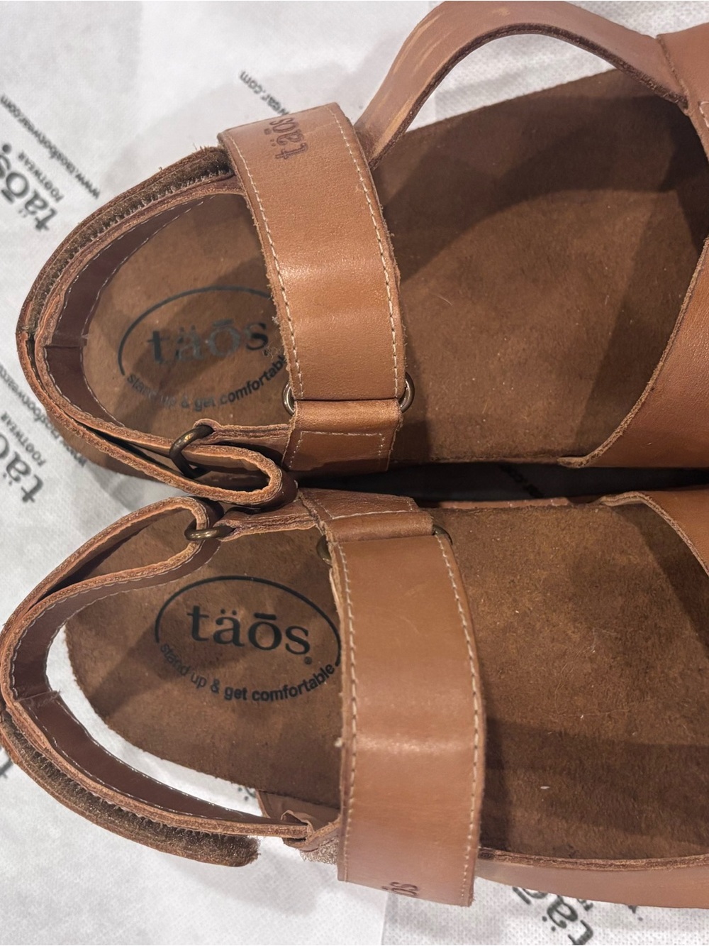 Taos Sideways Sandal Brown Leather Strappy Sandals - Picture 10 of 11
